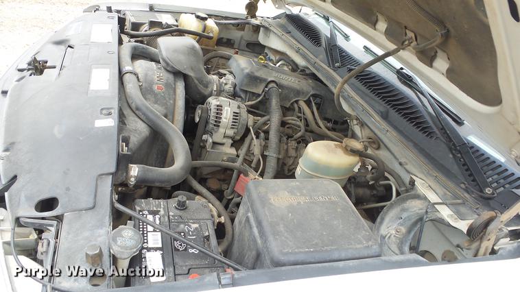 image for item DC3009 2000 Chevrolet Silverado 2500 Ext. Cab pickup truck