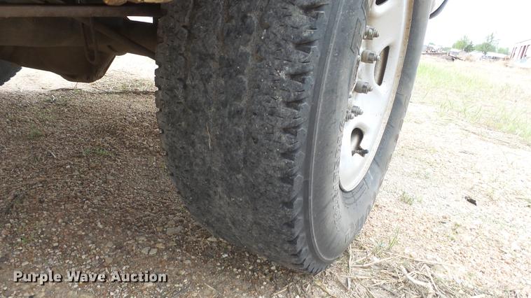 image for item DC3009 2000 Chevrolet Silverado 2500 Ext. Cab pickup truck