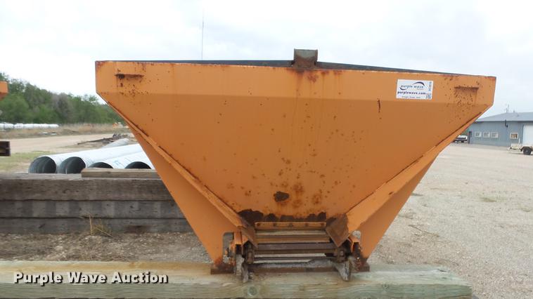 image for item DC3010 Henderson WSHX12X48 steel spreader