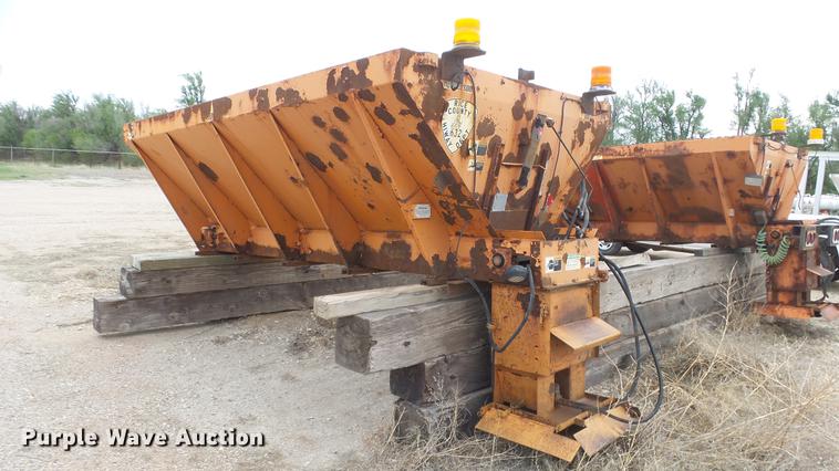 image for item DC3010 Henderson WSHX12X48 steel spreader