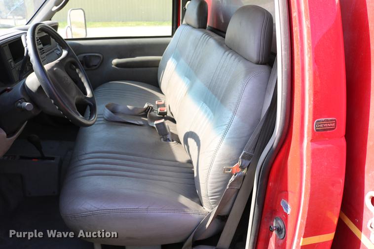 image for item DC7554 1998 Chevrolet Cheyenne 3500 rescue fire truck