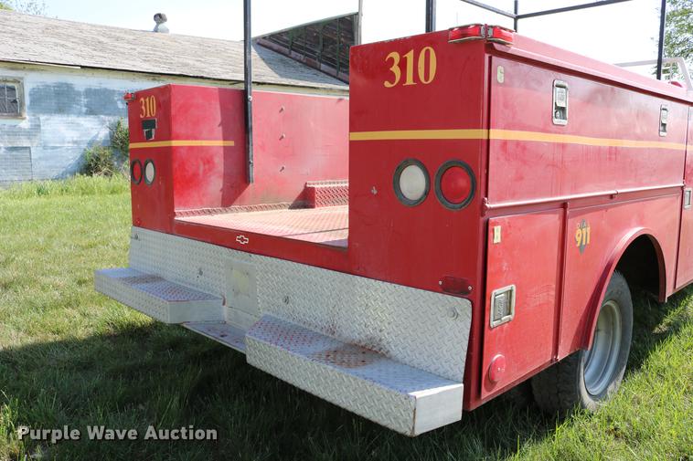 image for item DC7554 1998 Chevrolet Cheyenne 3500 rescue fire truck