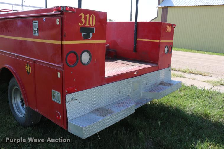 image for item DC7554 1998 Chevrolet Cheyenne 3500 rescue fire truck