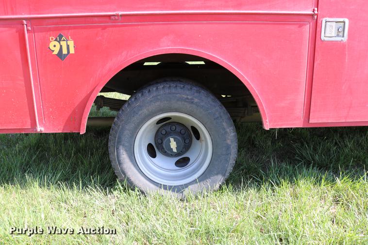 image for item DC7554 1998 Chevrolet Cheyenne 3500 rescue fire truck