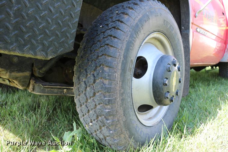 image for item DC7554 1998 Chevrolet Cheyenne 3500 rescue fire truck