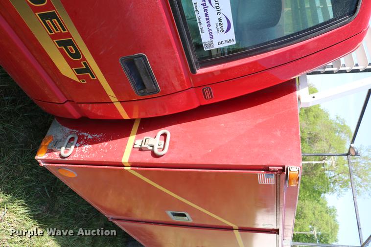 image for item DC7554 1998 Chevrolet Cheyenne 3500 rescue fire truck