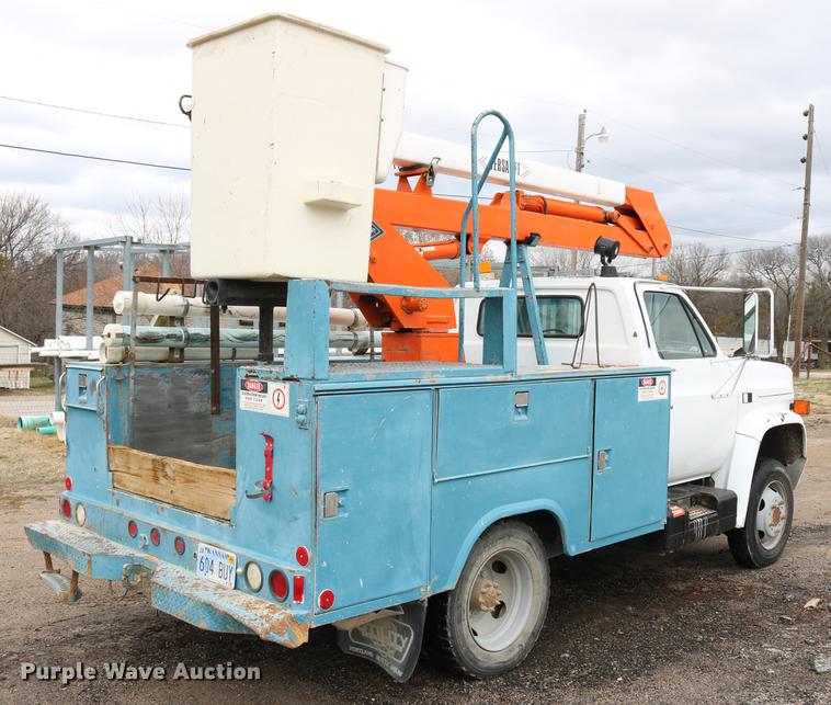 image for item DC7580 1989 Chevrolet C60 bucket truck