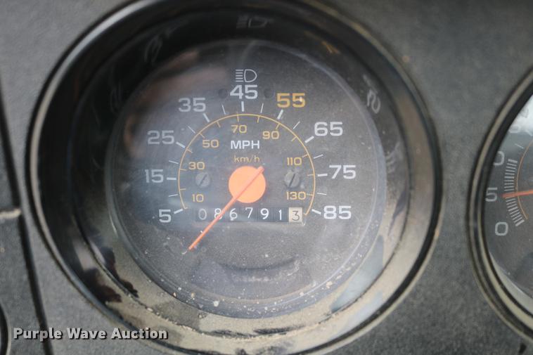 image for item DC7580 1989 Chevrolet C60 bucket truck