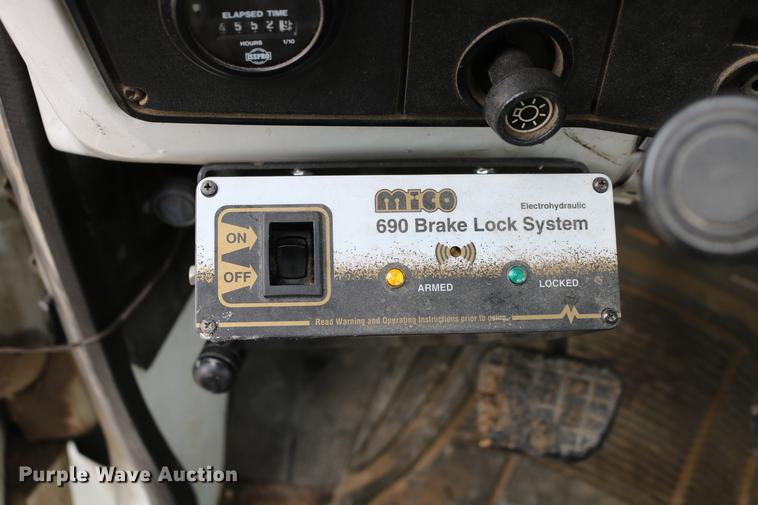 image for item DC7580 1989 Chevrolet C60 bucket truck