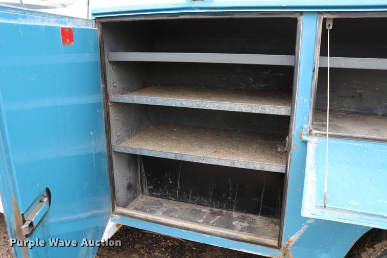 image for item DC7580 1989 Chevrolet C60 bucket truck