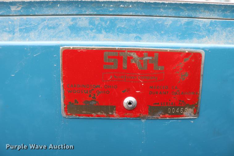 image for item DC7580 1989 Chevrolet C60 bucket truck