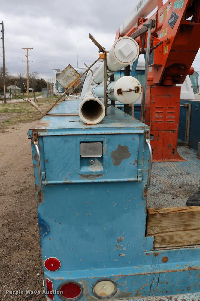 image for item DC7580 1989 Chevrolet C60 bucket truck