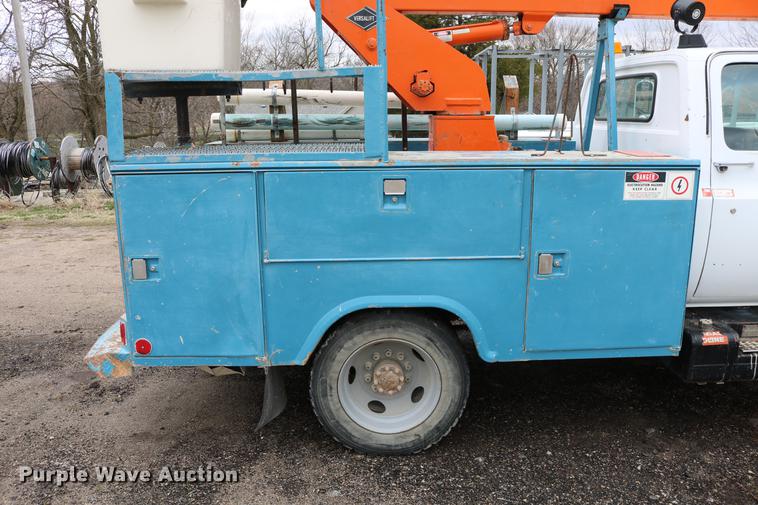 image for item DC7580 1989 Chevrolet C60 bucket truck