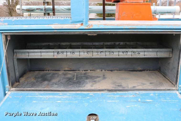 image for item DC7580 1989 Chevrolet C60 bucket truck