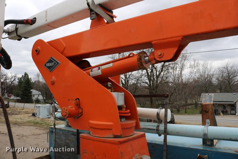 image for item DC7580 1989 Chevrolet C60 bucket truck