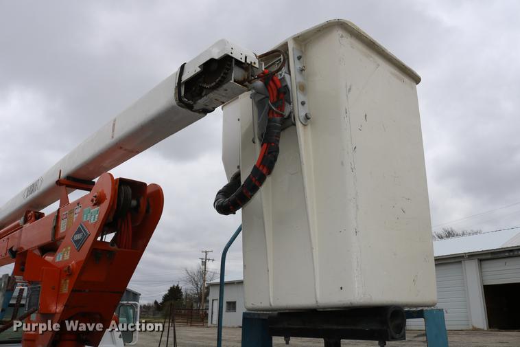 image for item DC7580 1989 Chevrolet C60 bucket truck