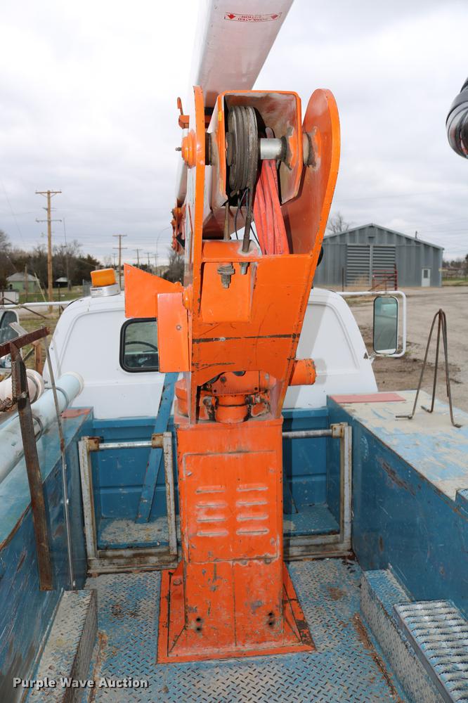 image for item DC7580 1989 Chevrolet C60 bucket truck