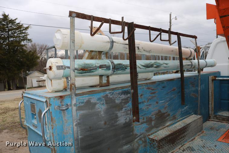 image for item DC7580 1989 Chevrolet C60 bucket truck