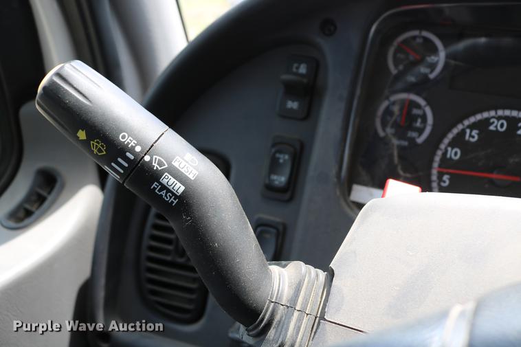 image for item DC7582 2006 Freightliner Business Class M2 digger derrick truck