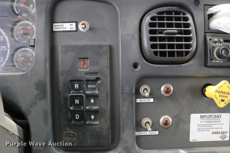 image for item DC7582 2006 Freightliner Business Class M2 digger derrick truck