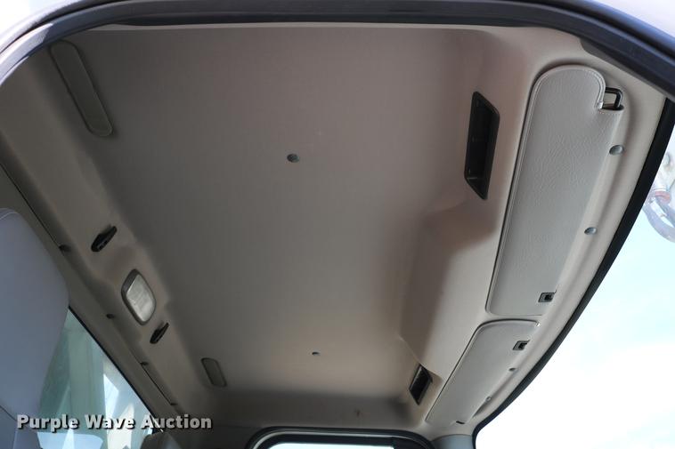 image for item DC7582 2006 Freightliner Business Class M2 digger derrick truck