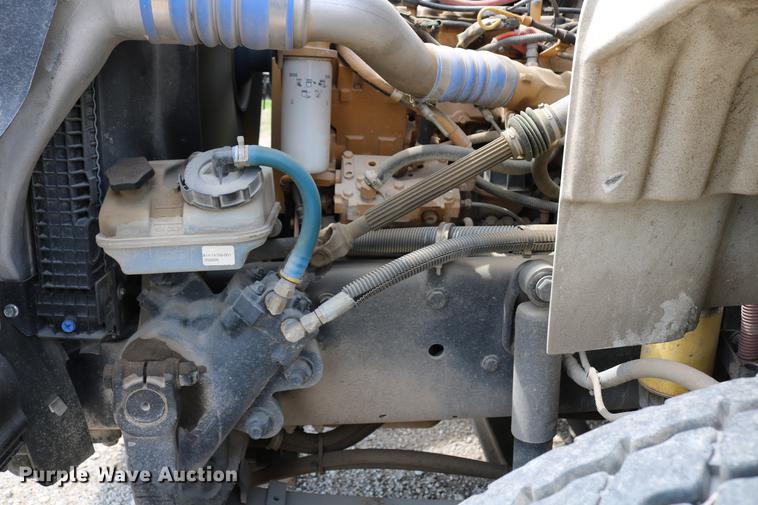 image for item DC7582 2006 Freightliner Business Class M2 digger derrick truck