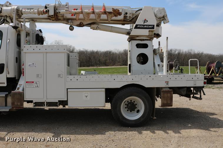 image for item DC7582 2006 Freightliner Business Class M2 digger derrick truck