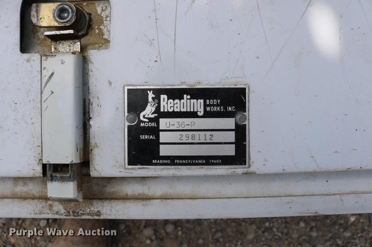 image for item DC7582 2006 Freightliner Business Class M2 digger derrick truck