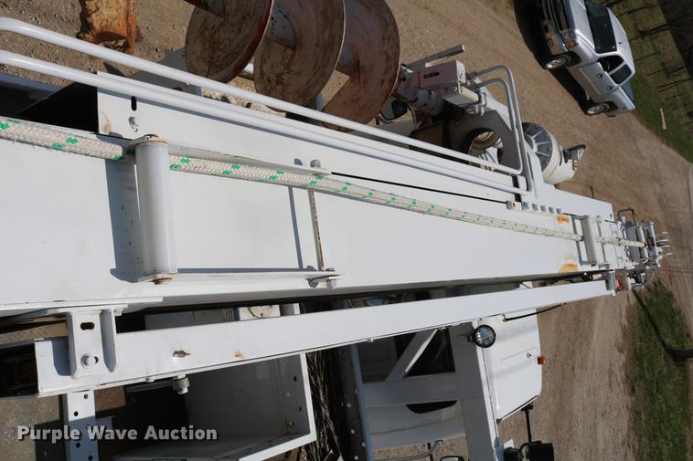 image for item DC7582 2006 Freightliner Business Class M2 digger derrick truck