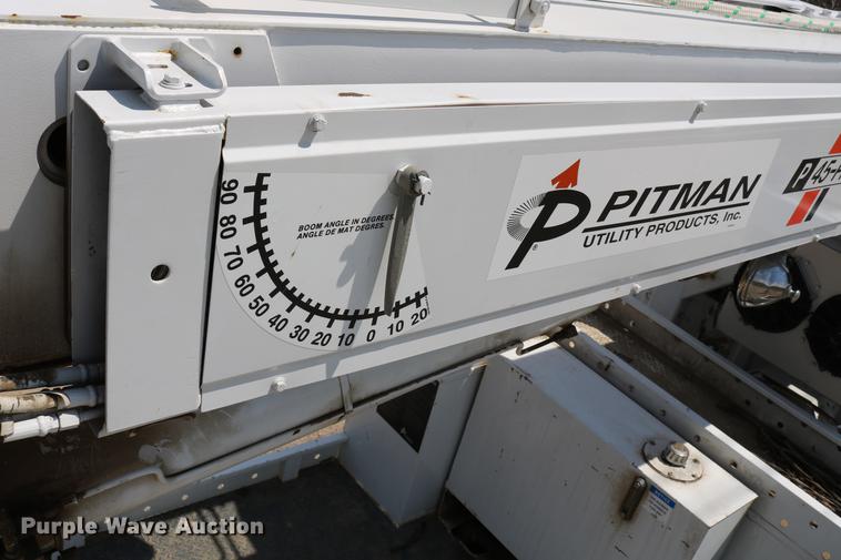 image for item DC7582 2006 Freightliner Business Class M2 digger derrick truck