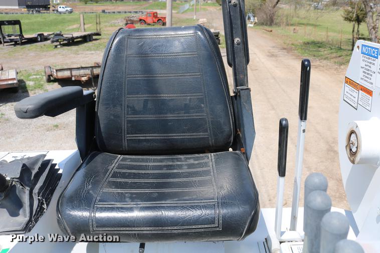 image for item DC7582 2006 Freightliner Business Class M2 digger derrick truck