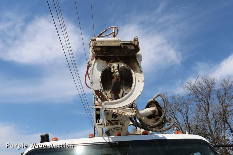 image for item DC7582 2006 Freightliner Business Class M2 digger derrick truck