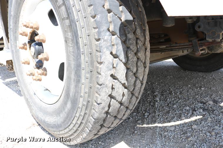 image for item DC7582 2006 Freightliner Business Class M2 digger derrick truck