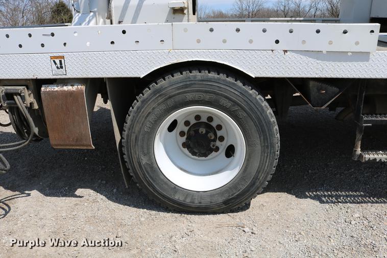 image for item DC7582 2006 Freightliner Business Class M2 digger derrick truck