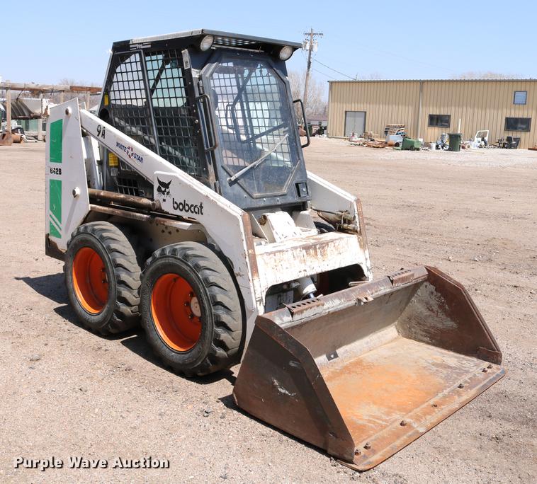 image for item DC7605 1988 Bobcat 642B skid steer