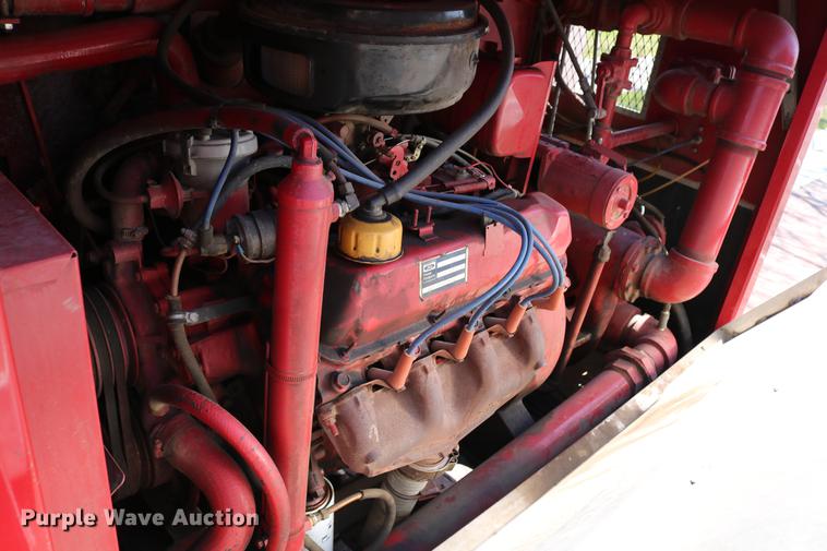 image for item DC7606 1985 Ford F700 fire truck