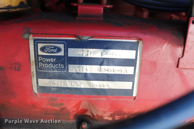 image for item DC7606 1985 Ford F700 fire truck