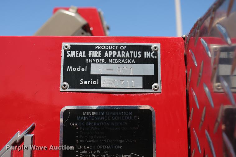 image for item DC7606 1985 Ford F700 fire truck