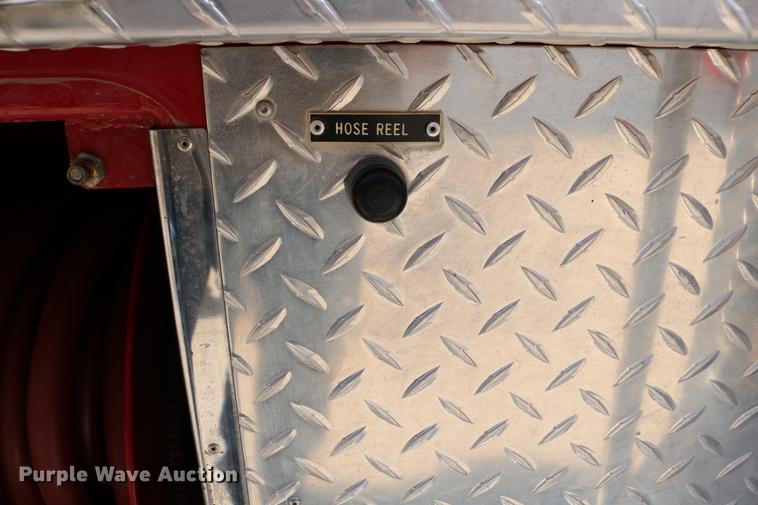 image for item DC7606 1985 Ford F700 fire truck