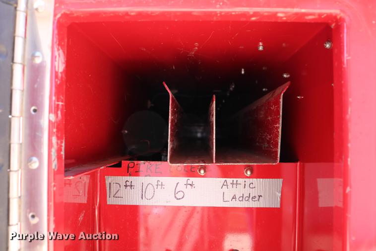 image for item DC7606 1985 Ford F700 fire truck