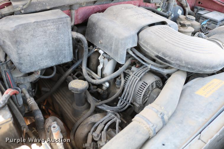 image for item DC7607 1998 Ford F150 SuperCab pickup truck