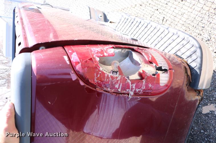 image for item DC7607 1998 Ford F150 SuperCab pickup truck