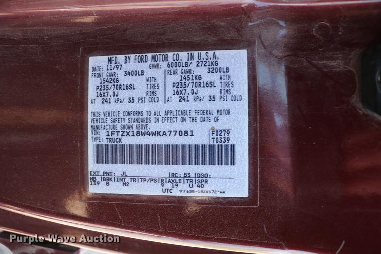 image for item DC7607 1998 Ford F150 SuperCab pickup truck