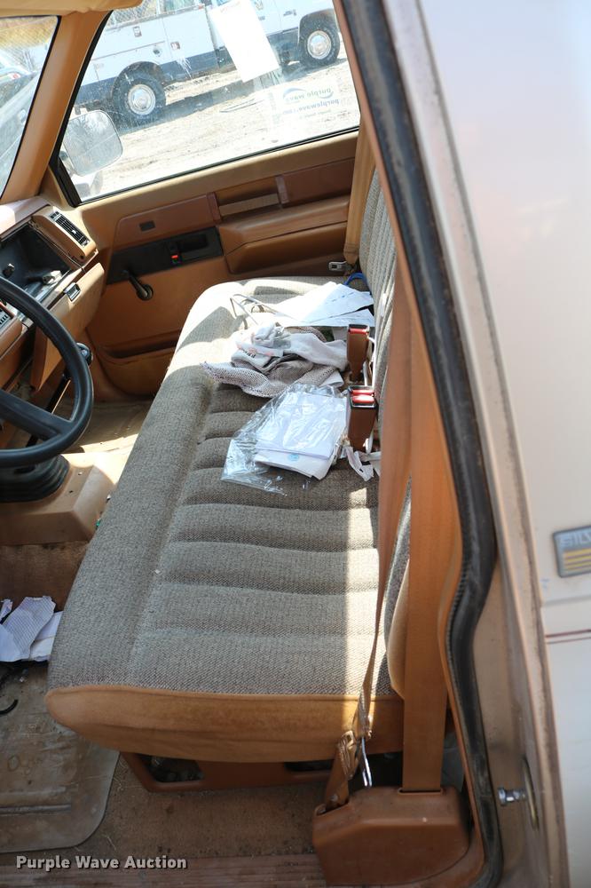 image for item DC7608 1989 Chevrolet 1500 pickup truck