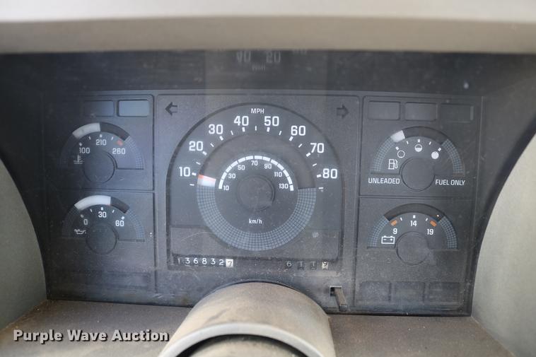 image for item DC7608 1989 Chevrolet 1500 pickup truck