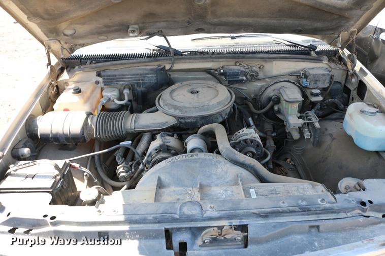 image for item DC7608 1989 Chevrolet 1500 pickup truck