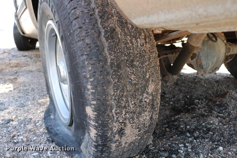 image for item DC7608 1989 Chevrolet 1500 pickup truck