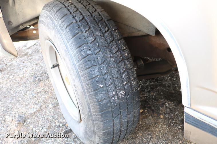 image for item DC7608 1989 Chevrolet 1500 pickup truck