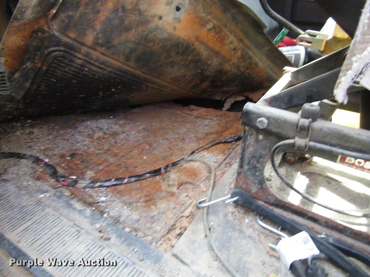 image for item DD7463 1992 International 4900 dump truck