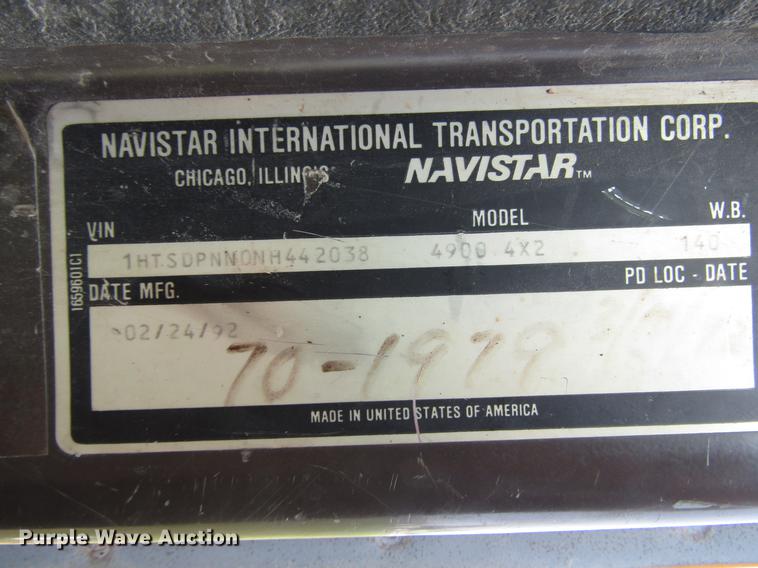 image for item DD7463 1992 International 4900 dump truck